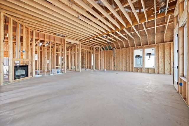 19324 S Country Drive, Edmond, OK 73012