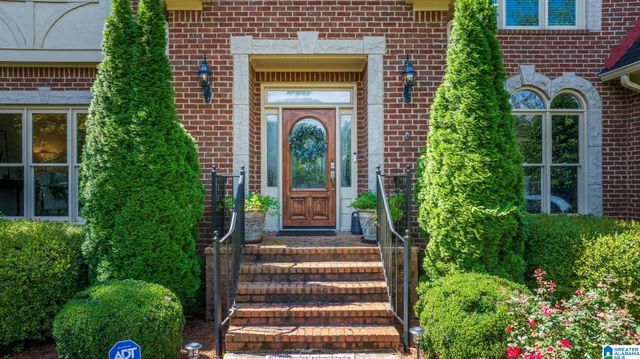 208 NORTH WAY, Hoover, AL 35242