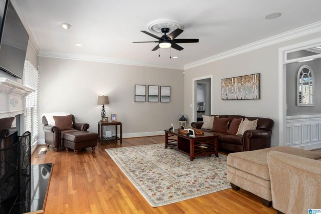 208 NORTH WAY, Hoover, AL 35242