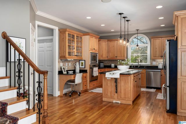 208 NORTH WAY, Hoover, AL 35242