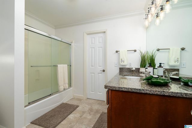 208 NORTH WAY, Hoover, AL 35242