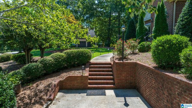 208 NORTH WAY, Hoover, AL 35242