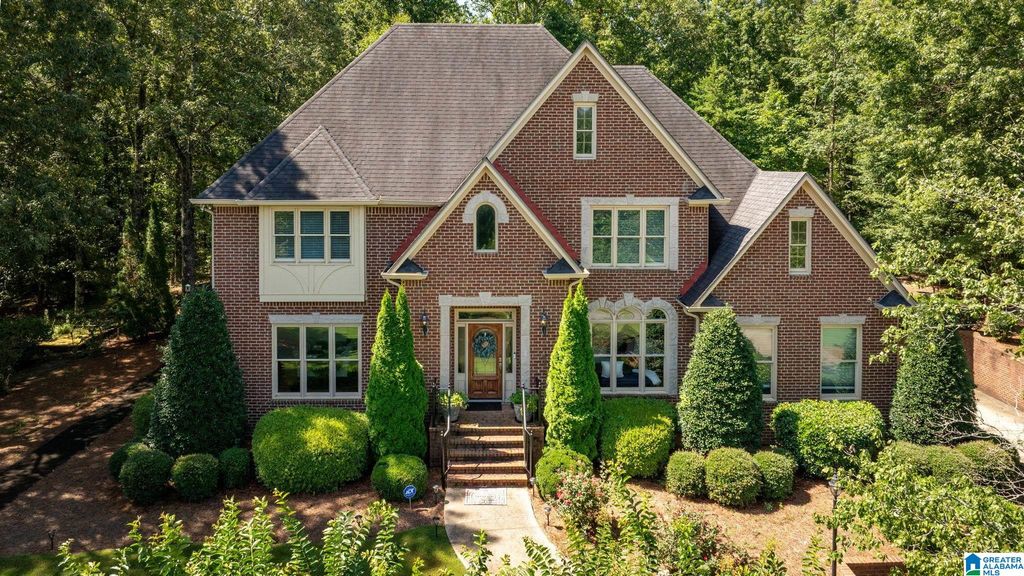 208 NORTH WAY, Hoover, AL 35242