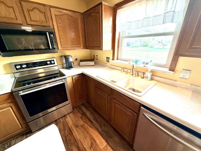 N164W20980 Glen Brooke DRIVE, Jackson, WI 53037