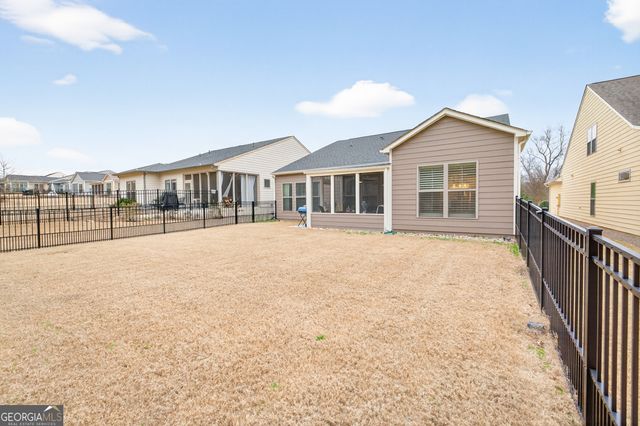 5713 Cypress Bluff Lane, Hoschton, GA 30548