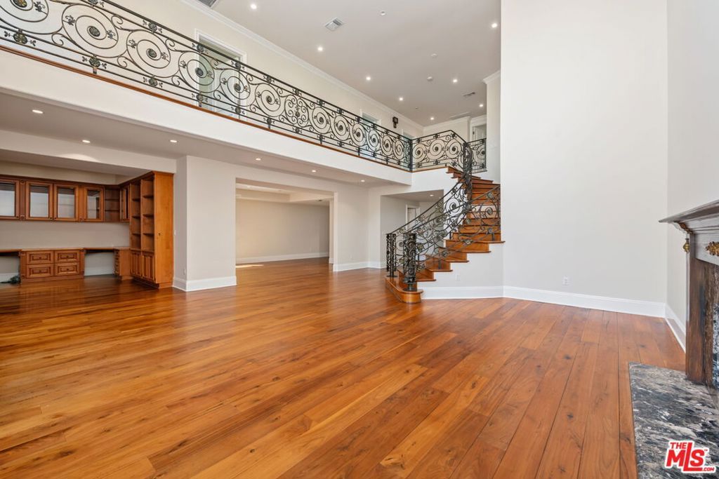 419 N Laurel Avenue, Los Angeles, CA 90048 — photo 3