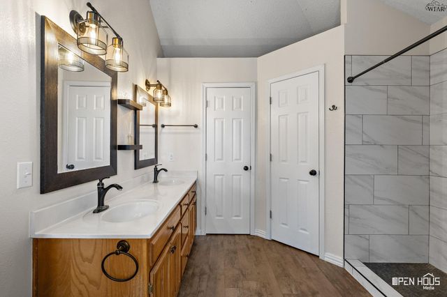 519 CHARLOTTE AVENUE, Burkburnett, TX 76354