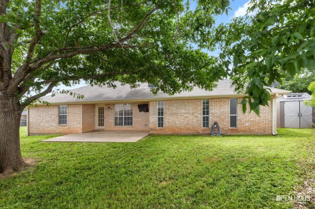 519 CHARLOTTE AVENUE, Burkburnett, TX 76354
