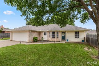 519 CHARLOTTE AVENUE, Burkburnett, TX 76354