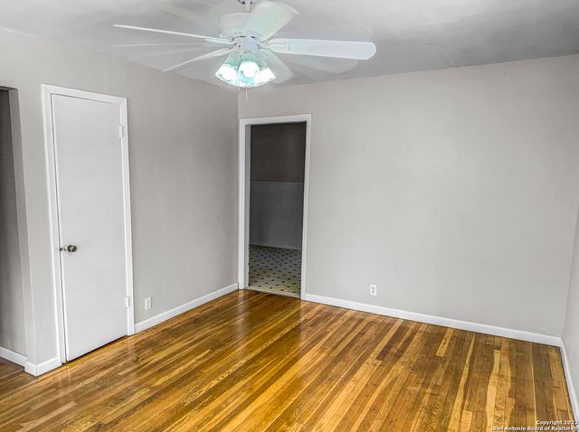 2016 W Olmos Dr, San Antonio, TX 78201