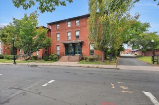 64 Morris Street 102, Hartford, CT 06114