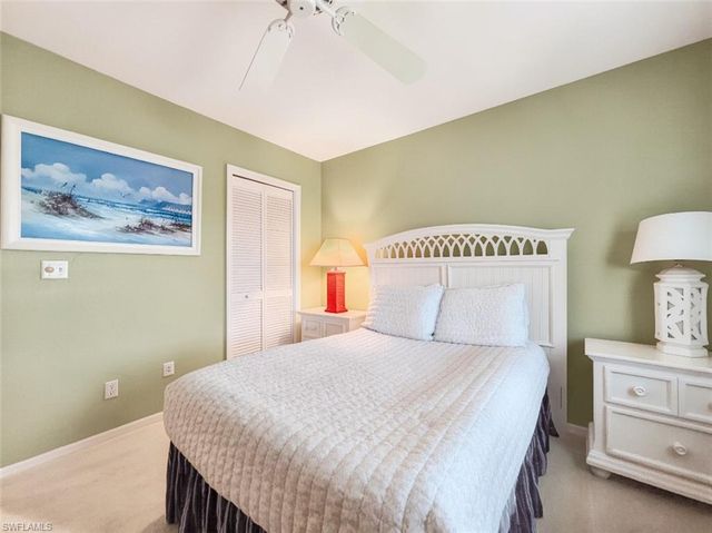 1950 Crown Pointe BLVD B207, Naples, FL 34112