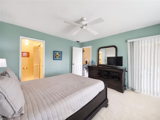 1950 Crown Pointe BLVD B207, Naples, FL 34112