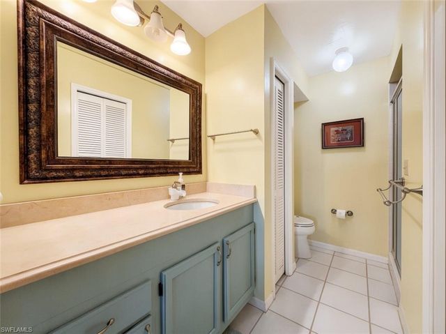 1950 Crown Pointe BLVD B207, Naples, FL 34112