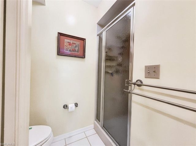 1950 Crown Pointe BLVD B207, Naples, FL 34112