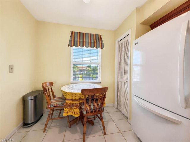 1950 Crown Pointe BLVD B207, Naples, FL 34112