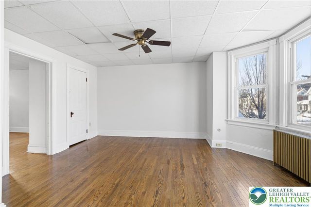 723 Broad Street, Bethlehem City, PA 18018