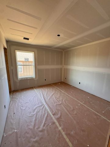 1112 Center Court Circle, Grove, OK 74344