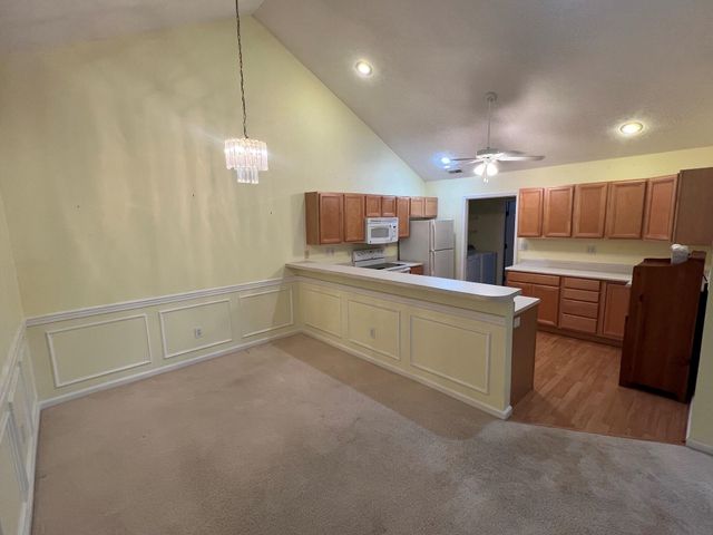 215 Churchill Crossing, Nicholasville, KY 40356
