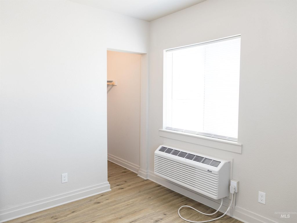 92 NW 2nd Ave, Ontario, OR 97914 photo 20