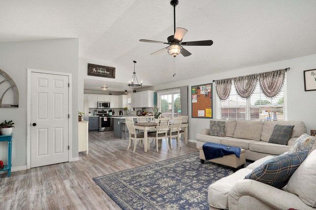 503 Cedar Lane, Willard, MO 65781