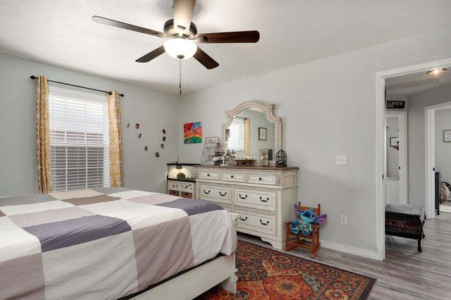 503 Cedar Lane, Willard, MO 65781