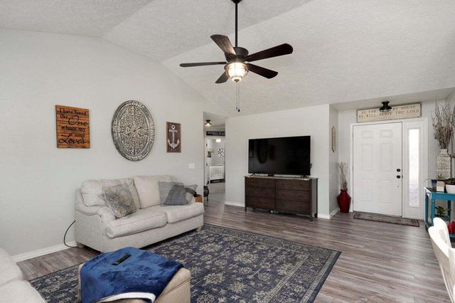 503 Cedar Lane, Willard, MO 65781