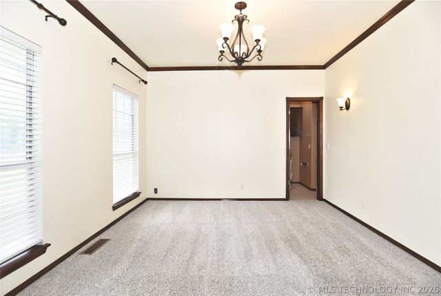 1704 N 12th Street, Broken Arrow, OK 74012