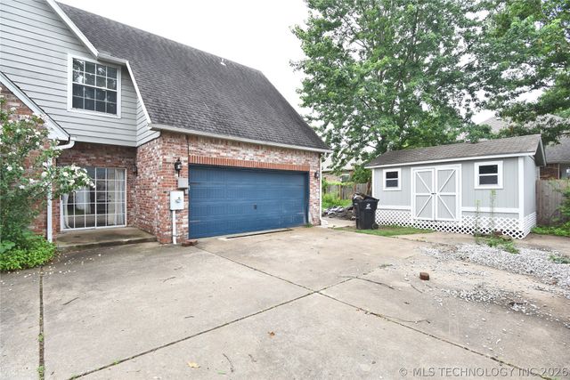 1704 N 12th Street, Broken Arrow, OK 74012