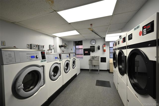 100-25 Queens Boulevard 7M, Forest Hills, NY 11375