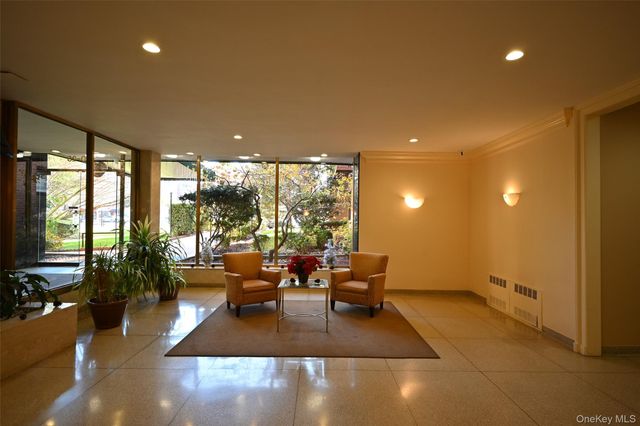 100-25 Queens Boulevard 7M, Forest Hills, NY 11375