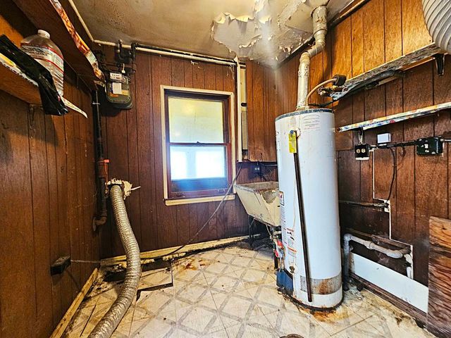 10650 S Peoria Street, Chicago, IL 60643