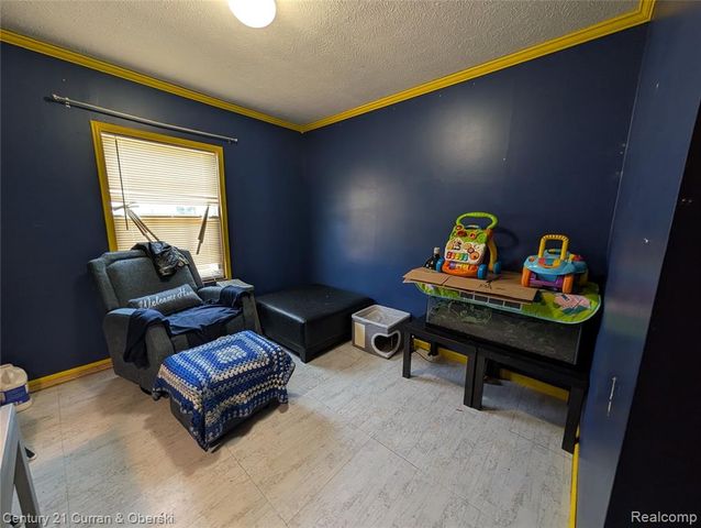 29319 Maple, Flat Rock, MI 48134