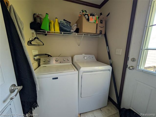 29319 Maple, Flat Rock, MI 48134
