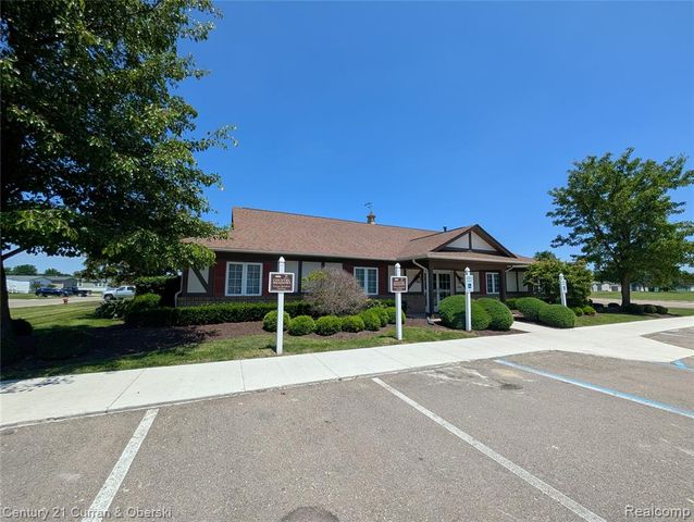 29319 Maple, Flat Rock, MI 48134