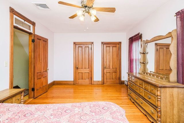 18 Central Ave, Seekonk, MA 02771