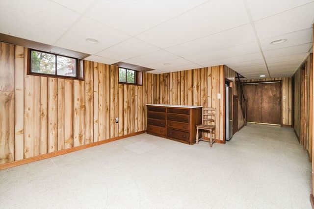 18 Central Ave, Seekonk, MA 02771