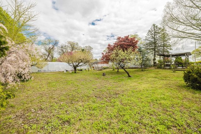 18 Central Ave, Seekonk, MA 02771