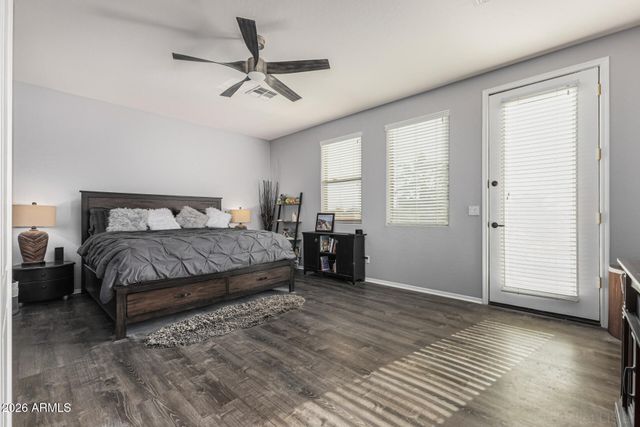 2415 S Whetstone Place, Chandler, AZ 85286