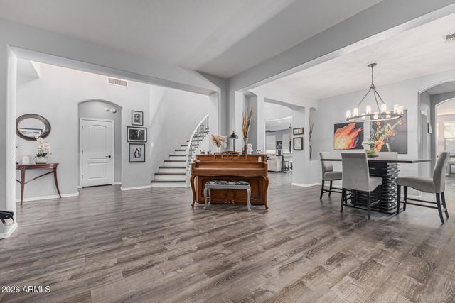 2415 S Whetstone Place, Chandler, AZ 85286