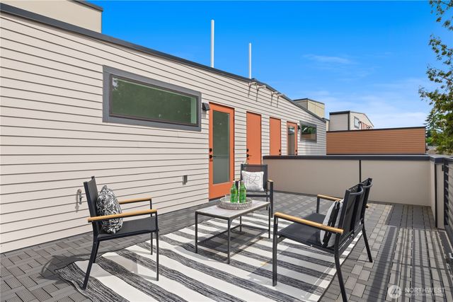 6538 A Latona Avenue NE, Seattle, WA 98115