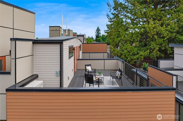 6538 A Latona Avenue NE, Seattle, WA 98115