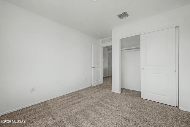 5984 S Antrim Loop, Tucson, AZ 85706