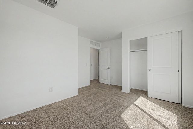 5984 S Antrim Loop, Tucson, AZ 85706