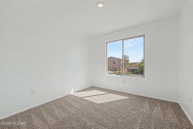 5984 S Antrim Loop, Tucson, AZ 85706