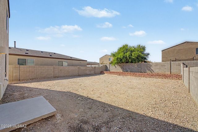 5984 S Antrim Loop, Tucson, AZ 85706