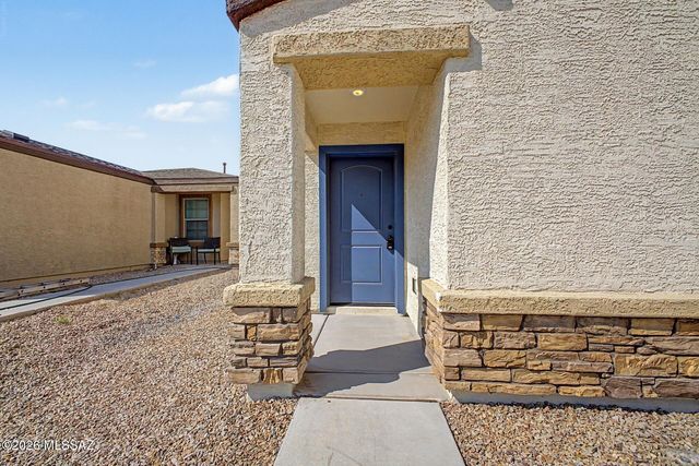 5984 S Antrim Loop, Tucson, AZ 85706