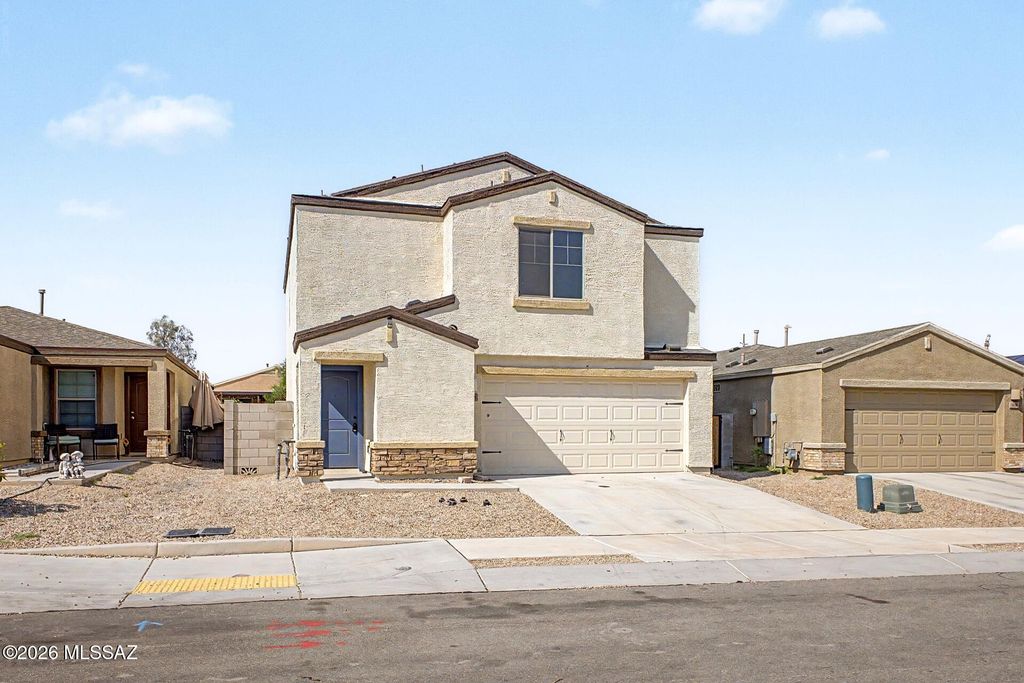 5984 S Antrim Loop, Tucson, AZ 85706