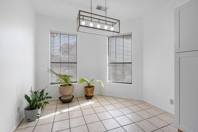 4628 Rockaway Loop NE, Rio Rancho, NM 87124