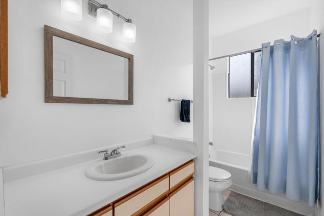 4628 Rockaway Loop NE, Rio Rancho, NM 87124